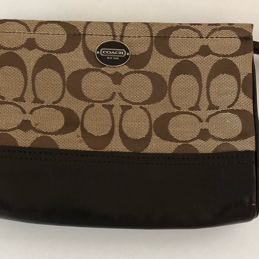 Coach Wristlet Wallet
